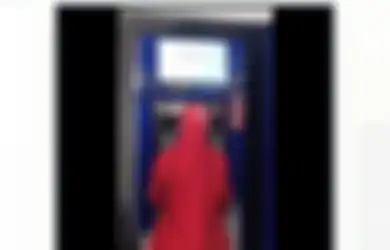 Sempat Viral Layar ATM Bisa Ditonton Orang Banyak, BCA Beri Penjelasannya