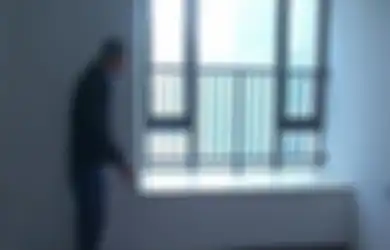 Kesal Sudah Gelotorkan Uang Belasan Miliar untuk Beli Rumah, Setelah 3 Tahun Tak Ditempati Ia Malah Temukan Sosok Gadis Misterius, Ternyata Ini Faktanya