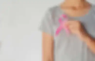 Tak Banyak yang Tahu, 3 Pengobatan Alternatif Ini Ternyata Ampuh Banget Buat Atasi Kanker Payudara!