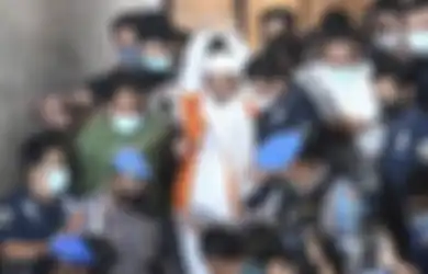 Foto Habib Rizieq Lakukan Ini Saat Diperiksa Penyidik Bikin Gempar, Hotman Paris Banjir Permintaan Jadi Pengacara Imam Besar FPI, Begini Responnya