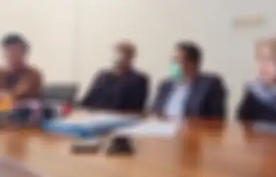 Kupingnya Dibuat Panas dengan Ocehan Teddy yang Semakin Menjadi-jadi, Rizky Febian Skak Mat Sang Ayah Tiri: Harusnya Kerja Daripada Mencari Hak yang Bukan Haknya!