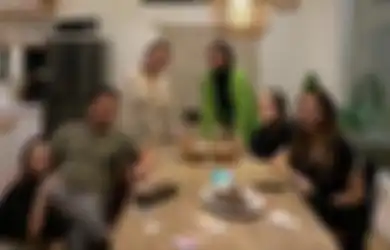 Netizen Pun Ikut Senang, Tanpa Ajak Jennifer Dunn, Intip Potret Kehangatan Faisal Harris Kumpul dengan Sarita dan 4 Anaknya