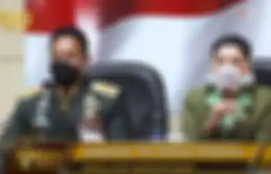 Matanya Berkaca-kaca Menahan Tangis, Hetty Andika Perkasa Beri Pesan Haru untuk Sang Ajudan yang Baru Menikah: Titip Anak Saya