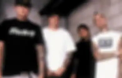Tom Delonge Sebut Album Baru Angels & Airwaves Bakal 'Box Car Racer Banget'