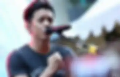 Pesonanya Selalu Bisa Sihir Kaum Hawa, Rupanya Ariel NOAH Selalu Bawa Benda 'Jimat' Ini Kemana-mana, Eks Kekasih Luna Maya: Mulai Pakai Ini...