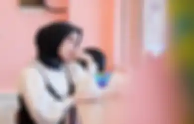 5 Puff Sleeves Untuk Hijaber ala Lesty Kejora yang Kekinian Banget!