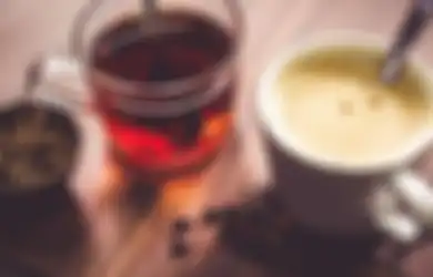 Kebiasaan Minum Minuman Berkafein Bisa Pengaruhi 4 Hormon Ini Lho!