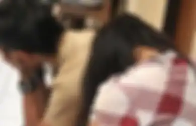 Gemparkan Jagat Maya, Sosok Pria Diduga Mirip Dirut PT Taspen Ketahuan Selingkuh dengan Pramugari, Istri: Nggak Malu Ninggalin Keluarga Demi Perempuan Peliharaan