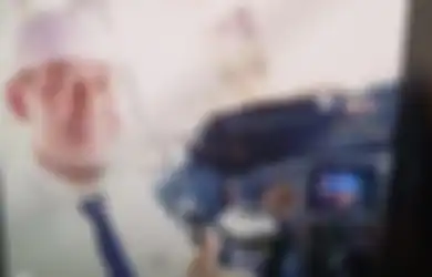 Habis Salat Biasa Keluarkan Uang Rp 50 Ribu Buat Dibagi-bagikan, Kelakuan Capt Afwan Pilot Sriwijaya Air SJ-182 yang Gemar Sedekah dan Ibadah Diingat Banyak Orang
