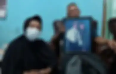 Masih Tak Percaya Kapten Didik Gunardi Jadi Korban Sriwijaya Air SJ 182, Keluarga Matikan TV Hingga Singkirkan Karangan Bunga: Kami Berharap Ada Keajaiban