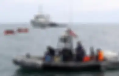 Titik Lokasi Black Box Sriwijaya Air SJ 182 Sudah Ditandai, TNI Turunkan Robot Penyelam ROV, Pangkoarmada I: Diperkirakan di Bawah Puing-puing Pesawat