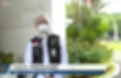Gemetar Saat Hendak Suntikkan Vaksin Covid-19 ke Presiden Jokowi, Abdul Muthalib Langsung Jadi Perbincangan Warganet, Intip Sosoknya yang Punya Kepedulian Tinggi pada Penyakit Kanker Payudara