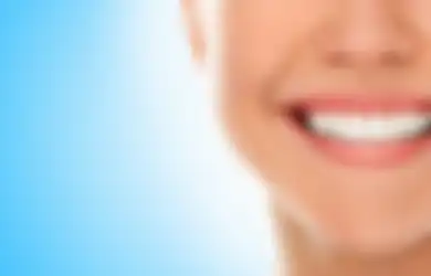 4 Penyebab Smile Lines Muncul di Usia Muda. Bikin Terlihat Tua!
