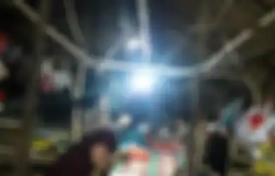 Memprihatinkan, Simpanan Uang Menipis hingga Tak Punya Apa-apa Lagi, Begini Kondisi Warga Korban Banjir di Kalsel yang Terpaksa Mengungsi di Kandang Ayam
