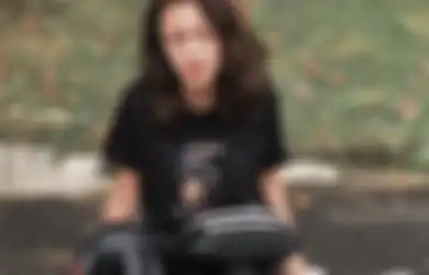 3 Trik Padu Padan Celana Hitam ala Anak Tora Sudiro, Nabila Sudiro!