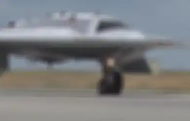 Drone Tempur S-70 Okhotnik Rusia, Mampu Terbang 1000 Km/jam Bawa Rudal 6 Ton
