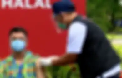 Dituntut Tak Boleh Keluyuran Selama 30 Hari, Raffi Ahmad Cuma Bisa Lakukan Ini Usai Disindir Jokowi Saat Divaksin Kedua Kali