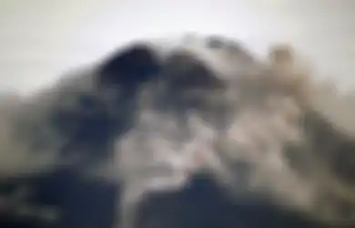 Gunung Merapi Tiba-tiba Punya Dua Kubah Lava, Kepala BPPTKG Langsung Angkat Bicara Singgung Masalah Bahaya: Baru Kali Ini dalam Sejarah!