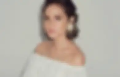 Selain Jadi Penyanyi, Dea Dalila Kerja Sambilan Ngajar Juga Lho!