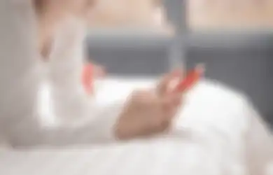 Kecanduan Sampai Takut Kalau Enggak Pegang Ponsel? Namanya Nomofobia!