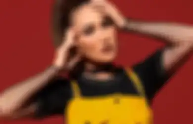 Ayu Ting-ting Dibela Netizen Habis-habisan Karena Usir Pengemis dari Rumahnya, Warganet: ‘Udah Ngemis Malah Ghibah Ini Orang’