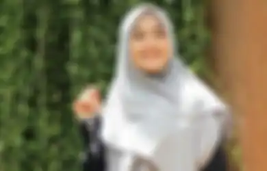 Makin Cantik Pasca Berhijab, Cut Syifa Ungkap Alasan Haru di Balik Keputusannya Hijrah, Akui Tak Khawatir Soal Karier Sebagai Artis