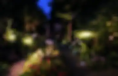 Jenis dan Efek  6 Lampu Taman, Bikin Kesan Gotik hingga Artistik (2)