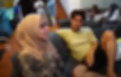 Bucin Setengah Mati, Rizky Billar Muntah Darah, Lesti Kejora Panik Gak Ketulungan Sampai Nangis, Auto Marah Besar Saat Tahu di Prank: Nggak Lucu!