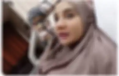 Terpaksa Dilarikan ke RS, Zaskia Sungkar Mendadak Alami Sakit Perut Hingga Khawatirkan Kondisi Janinnya: Udah USG Dikontrol Terus...
