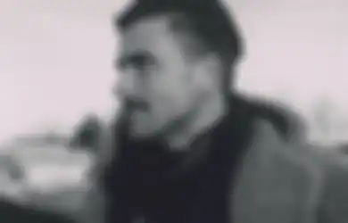Anthony Green Bikin 'Lagu Anak' lewat EP Solonya, Let's Start A Band