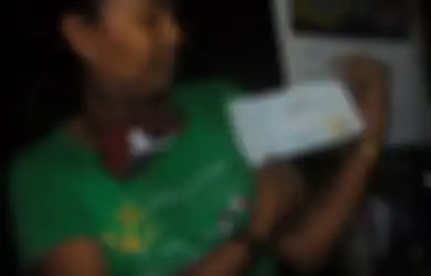 Rela Ngutang Demi Status PNS Secara Instan Tersemat pada Anaknya, Ibu Ini Cuma Bisa Ngelus Dada Mahar Rp 200 Juta Digondol Tetangga, Kini Kembang Kempis Bayar Cicilannya