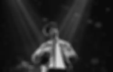 Devano Danendra 'Dipaksa' Berdansa di Video Musik Rembulan