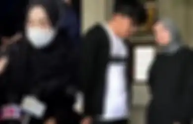 Makin Rajin Tampil di Medsos Usai Cerai dari Ayus Sabyan, Penampilan Ririe Fairus Bikin Netizen Curiga: Nikmat Tuhanmu yang Manakah yang Kamu Dustakan?