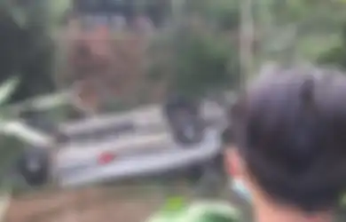 Nyemplung Jurang Kedalaman Puluhan Kilometer hingga Tewaskan 27 Orang, Korban Selamat Ungkap Detik-detik Jelang Peristiwa Kecelakaan Bus di Sumedang: Muncul Bau Sangit dan Bus Goyang-goyang