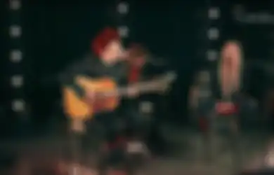 YUNGBLUD Akustikan Bawain 'I'm With You' Bareng Avril Lavigne
