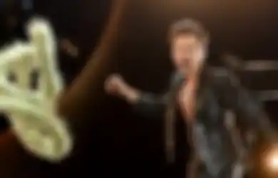 Harry Styles Bawa Pulang Piala Grammy Pertamanya, Billie Eilish dan Taylor Swift Tepuk Tangan