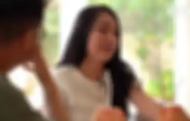 Tanpa Basa-basi, Ivan Gunawan Langsung Tanyakan Prosedur Operasi Payudara Lucinta Luna Setelah Saksikan Guratan di Ketiak Sang Artis: Sekali Langsung Segede Ini?