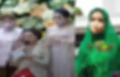  Tak Kunjung Tatap Muka dengan Calon Besannya, Krisdayanti: Sakitnya Orang Tua Atta Jadi Mempersulit