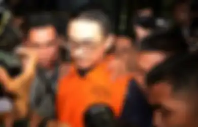 Mohon-mohon Kepada Hakim Pengadilan Agar Hukumannya Diringankan, Zumi Zola Tak Tahan Dengar Anaknya Bolak-balik Bertanya 'Papa Dimana', Sherrin Tharia Bereaksi