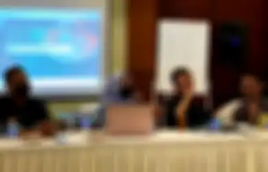 Nggak Cuma Urusan Bisnis, Menjadi Sociopreneur Juga Mengembangkan Kepedulian Sosial Anak Muda