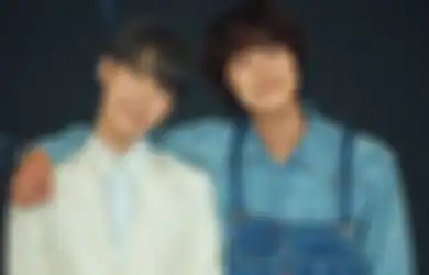 Sibling Goals, Doyoung NCT dan Gong Myung Rebuatan Baju di Instagram!