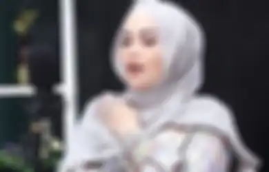 Disebut Jadi Istri Ketiga Uje, Jennifer Dunn Nyatanya Pernah Hidup Susah Terbatas Ekonomi Sebelum Digandeng Faisal Harris, Potret Rumah Lawasnya yang Sesak Penuh Perabot Lama Jadi Bukti