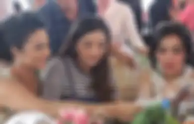 Sama-sama Pernah Mengisi Hidup Anang Hermansyah, Begini Potret Langka Ketika Krisdayanti, Syahrini dan Ashanty Duduk Semeja Sambil Ngerumpi Bareng, Ada Perbedaan Mencolok