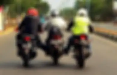 Aturan Jalanan Makin Ketat, Pengendara Beri bantuan 'Stut Motor Mogok' Bakal Kena Tilang, Berikut Penjelasan LLAJ!