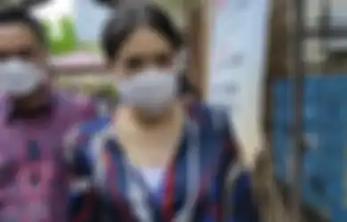 Sidang Cerai Ditunda, Ini Alasan Istri Lukman Sardi Datangi Persidangan Wulan Guritno dan Adilla Dimitri, Kuasa Hukum: Nggak Ada Masalah