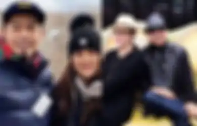 Duduk Semeja, Mikhavita Wijaya Pamer Kedekatan dengan Hotma Sitompul, Desiree Tarigan Singgung Kodrat Istri