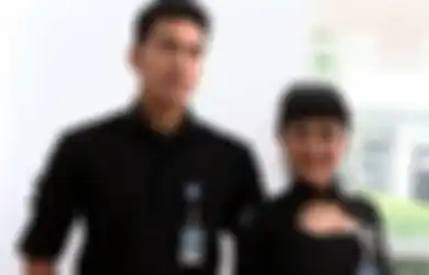 Masih Setia Pajang Foto Almarhumah, Mumu Satpam Mantan Julia Peres Kini Telah Move On Nikahi Istri Cantik dengan Prosesi Adat Minang, Ternyata Ini Kerjaan Terbarunya