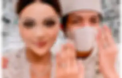 Resmi Menikah dengan Atta Halilintar, Intip Penampilan Anggun Aurel Hermansyah di Hari Pernikahannya! 