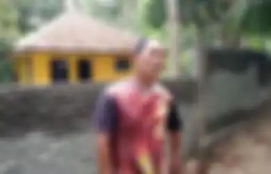 Ngamuk Tanahnya Dilewati Mobil Pikup, Pemilik Tanah Bangun Tembok Setinggi 2,5 Meter Hingga Buat Tetangganya Tak Bisa Masuk Rumah: Mau Lapor Siapapun Saya Tunggu!!