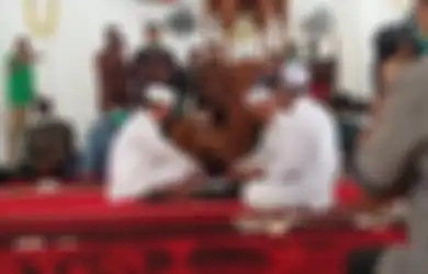 Absen 3 Laga Bela 'Macan Kemayoran' di Kompetisi Piala Menpora, Ternyata Bek Kiri Senior Persija Ini Sedang Jalankan Akad Nikah, Lepas Status Duda Persunting Gadis Aceh Tamiang